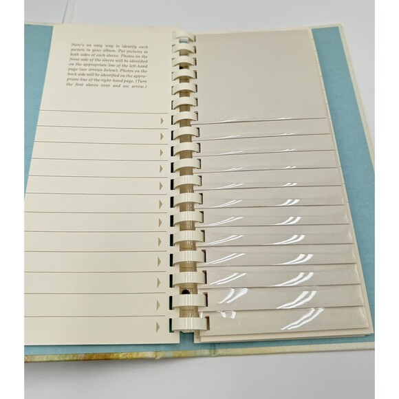 Vintage Hallmark Floral Design Photo Album New NOS 1980's Photo size 3.5x3.5 - Picture 5 of 7